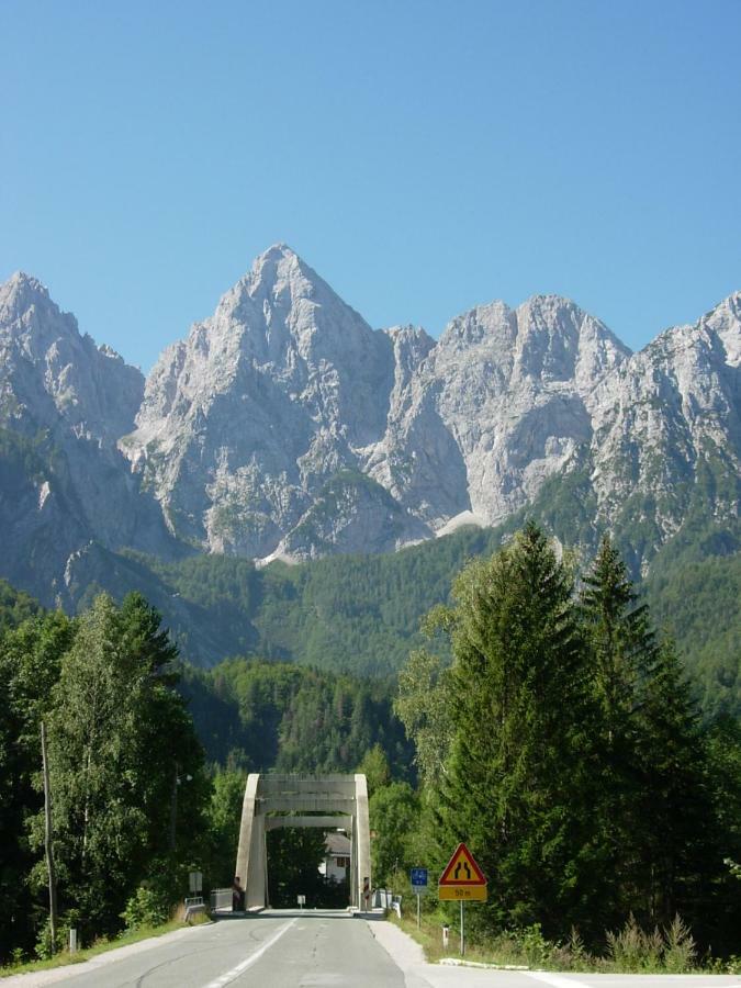 Wunderschone Ferienwohnung Mit Blick Auf Die Karawanken Zgornje Gorje Екстериор снимка